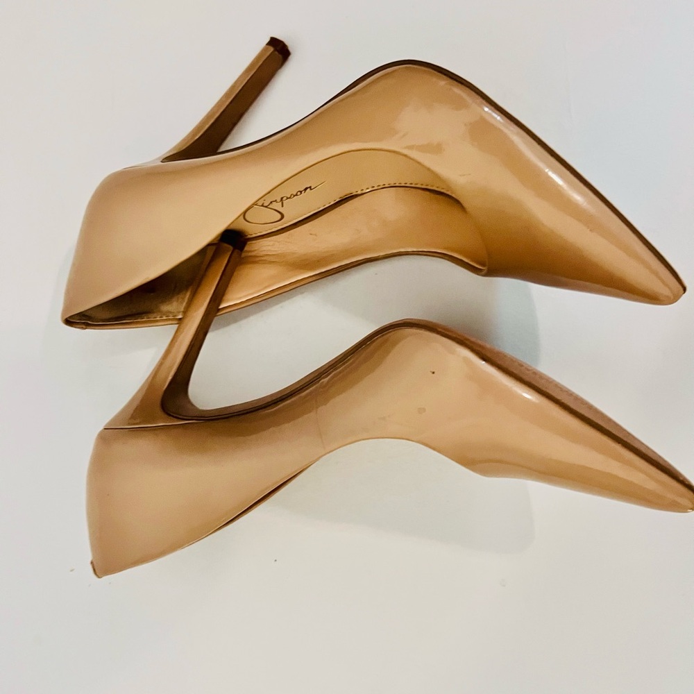 Jessica Simpson Women's Tan Pumps - Picture 4 of 7